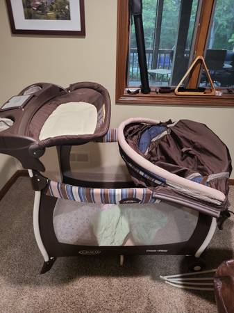 Pack and play Graco 1