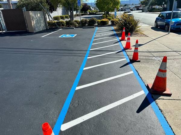 $1 / 1ft2 - Sealcoating - Stripping - Pavers: Install  -Flatwork Concrete (east bay - california)63667995120897124