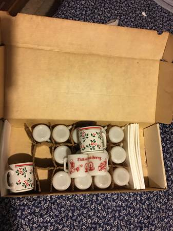 15 vintage antique British "Tom and Jerry" mugs 1