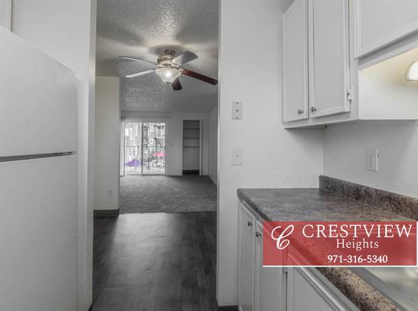 $1,350 / 1br - MOVE NOW with 1 FREE MTH | Visit Elk Rock Island for fishing (North Clackamas)63914856097795120