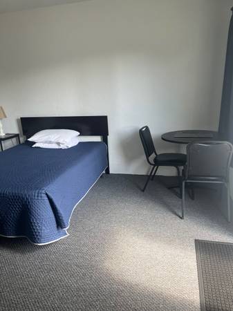 $1,000 / 1br - Habitación para no fumadores mensual (Mims)63846409341057121