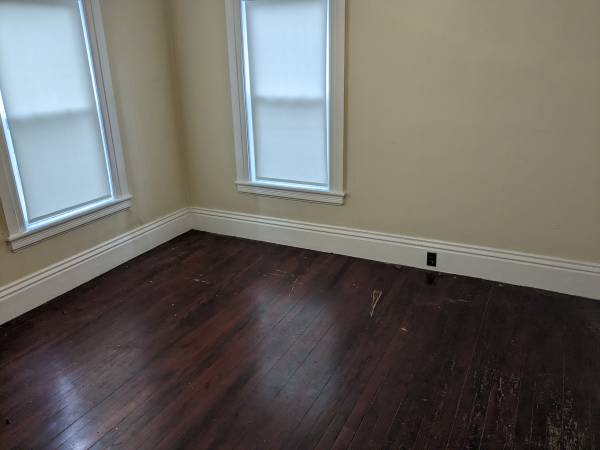 $1,600 / 1br - 550ft2 - Primer piso de un dormitorio (Concord)63931656027395121