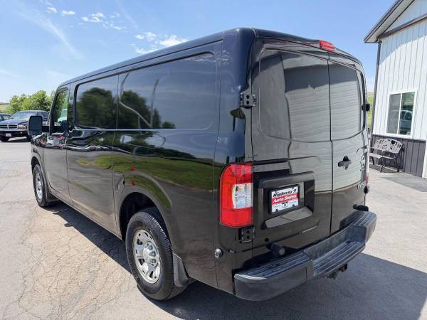2012 Nissan NV 1500/2500/3500 - Photo 3