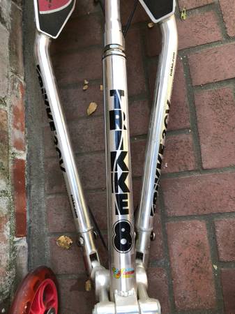 Trike Scooter Triciclo Trikke 8 Patinete de tres ruedas para giros - $200 (alameda)63470927315585122