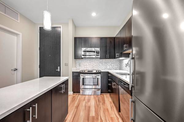 $2,200 / 1br - 576ft2 - Hidden Gem You Didn't Know You Needed!!! 1BR!! Prime Location!! (U Street Corridor)63822079593089123