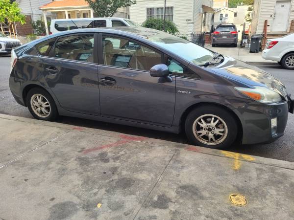 2010 Toyota Prius III Hybrid For Sale - $6,100 (Brooklyn)63469894243587123