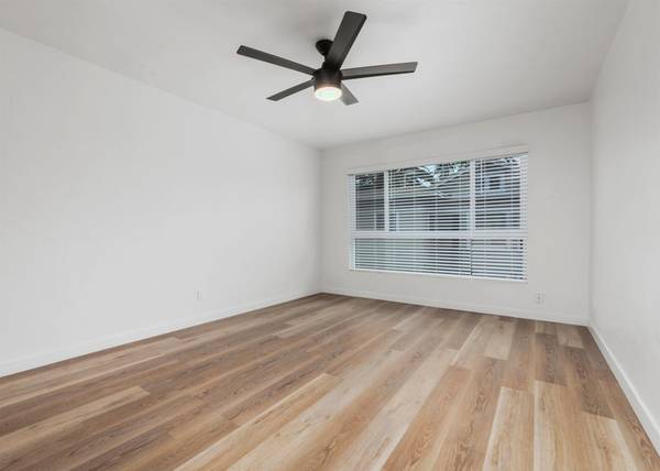 $2,495 / 1br - Golden Hill | Stylish One Bed + Unrivaled Golden Hill Location (Golden Hill)64037223350529123