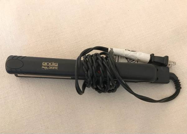 1” Ceramic Flat Hair Iron 1