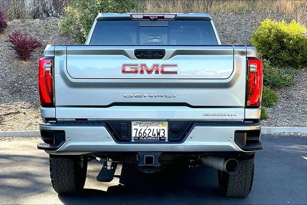2024 GMC Sierra 2500HD Diesel 4x4 4WD Truck Denali Crew Cab - $79,790 (Thompsons Buick GMC)63619131764739122