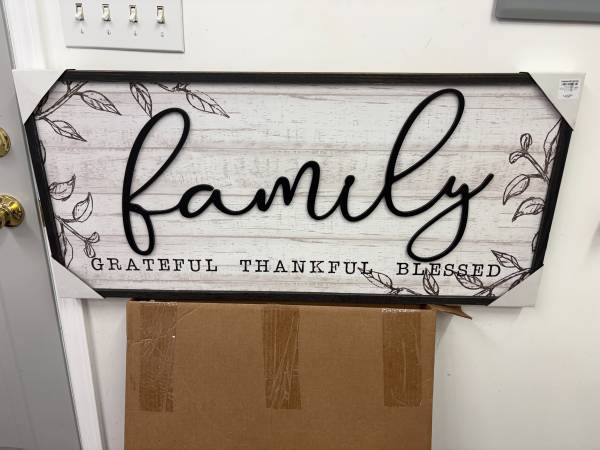 Home Decoration: Family 1