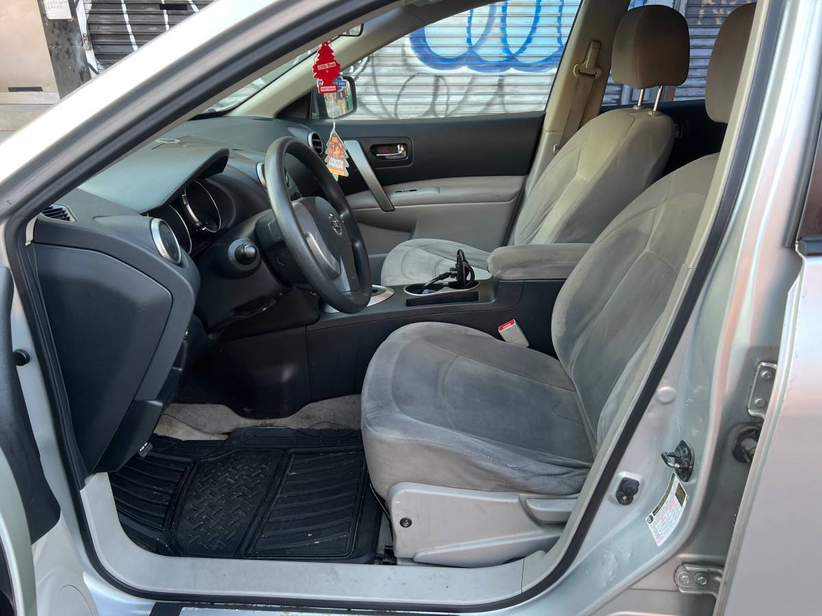 2010 Nissan rogue sl awd