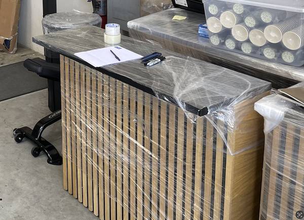 Party: Movable Wooden Bar Counters – Ideal for Parties & Events 1