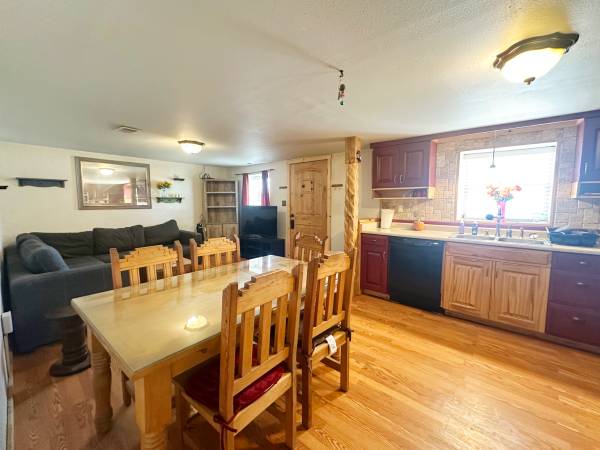 $1,150 / 1br - 879ft2 - 1 bed 1 bath home month to month fully furnished in Las Vegas NM63806171134723124