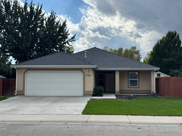 $2,200 / 3br - 1414ft2 - Great rv parking too (Meridian)63981533265026120