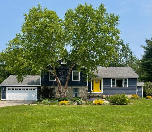 $4,900 / 4br - 2200ft2 - 4 Bedroom Home in Newington - Walk to Great Bay from your door (Newington)63656262520067120
