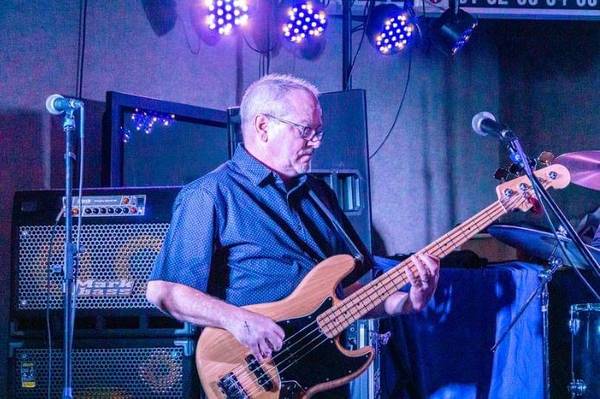 Bass Player Looking for Band 1