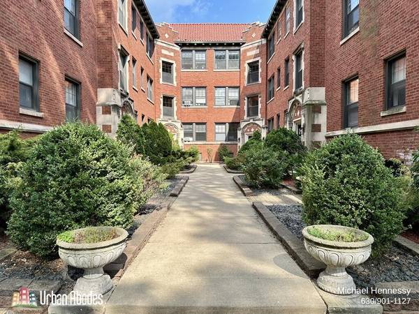 $1,750 / 1br - 700ft2 - Impressive 1 Bedroom, 1 Bath in Evanston, Available: Now (Evanston)63898985196034120