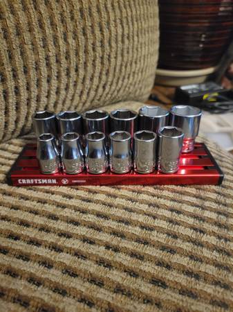 New - Craftsman V-series 12pc Metric socket set 1