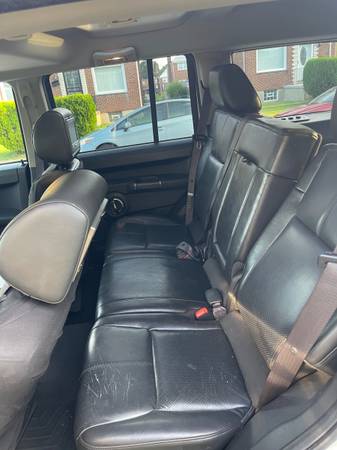 2010 Jeep Commander Limited - $2,000 (Baltimore)63470598756867123