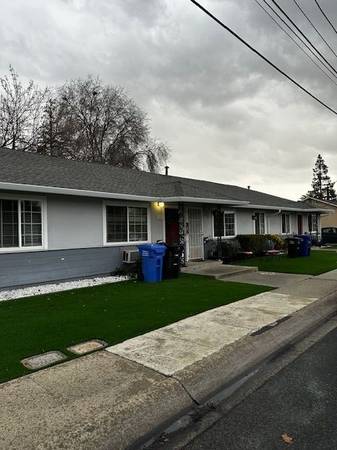 $2,400 / 2br - 950ft2 - 2 bedroom and 1 bath cottage style apartment close to downtown Concord (concord / pleasant hill / martinez)63852072847491120