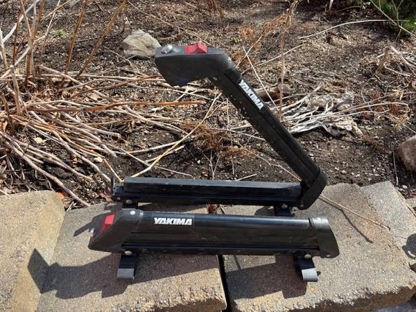Yakima roof ski racks 1