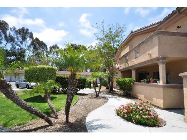$2,395 / 1br - 1 BR | Lavandería en la unidad | Cerca del centro comercial UTC y UCSD (UTC/UCSD/La Jolla)63657292396161120