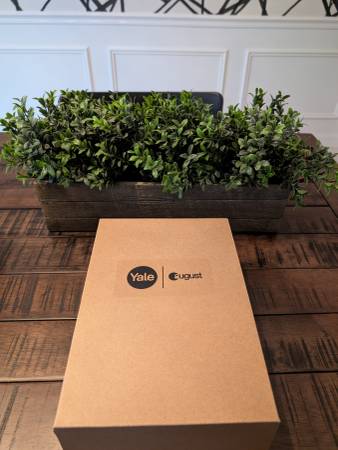 *NEW* Silver or Black - Yale August Wi-Fi Smart Lock with Keypad Touch 1