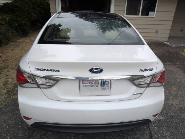 Hyundai Sonata 2015 Híbrido LE - $8500 (Bellevue)63473884202371121