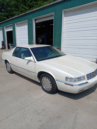 Cadillac Eldorado 1998 - $1.00063621633336323121