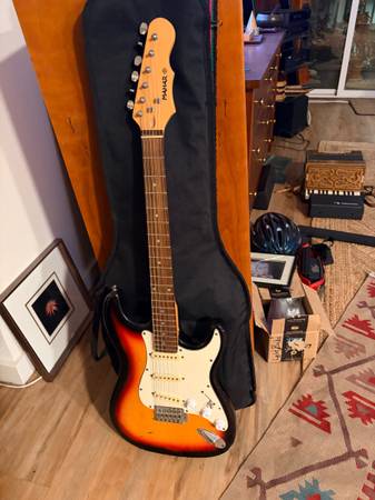 Mahar (Stratocaster style) electric guitar 1