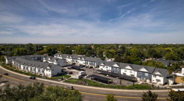 $1,595 / 2br - 1025ft2 - Pet Friendly Community In Nampa!63981532305027122