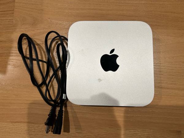 Mac mini (Late 2014) 1