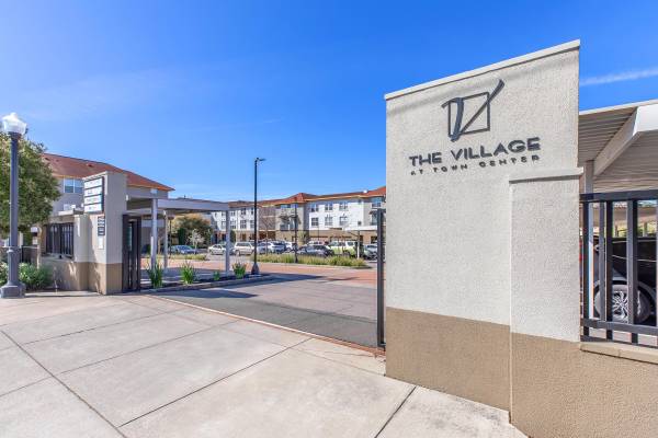 $2,260 / 1br - 610ft2 - Balcón o Patio, Desván, Barra de Desayuno (albany / el cerrito)63824144514689120
