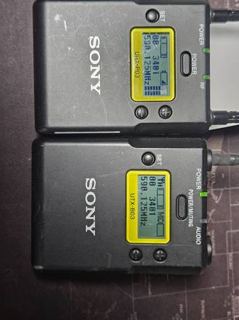 Sony UWP-D11 Wireless Lavalier Microphone Set ** LIKE NEW ** 1