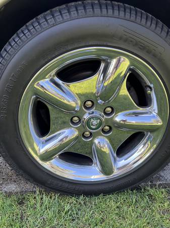 Jaguar XK8 Beautiful Condition - $9,999 (Fairview)63616151969537124