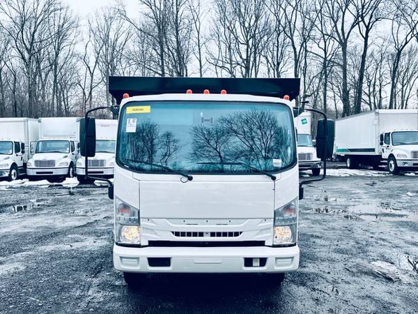 2019 Isuzu NRR - Great - Photo 11