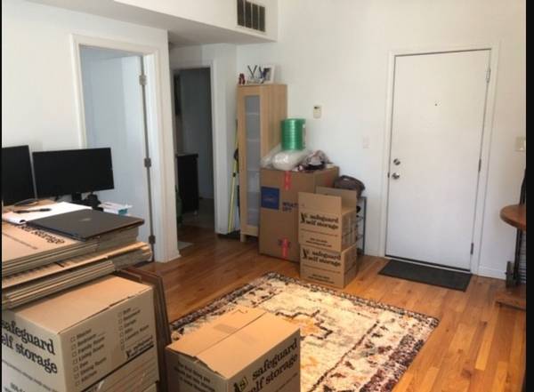$1,295 Convertible studio with separate sleeping area! (Uptown)63959878106370121
