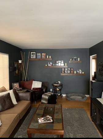 $695 / 1hab - 300ft2 - Broadripple- Habitación en alquiler- $695./mes más servicios (Broad Ripple)63989231815939124