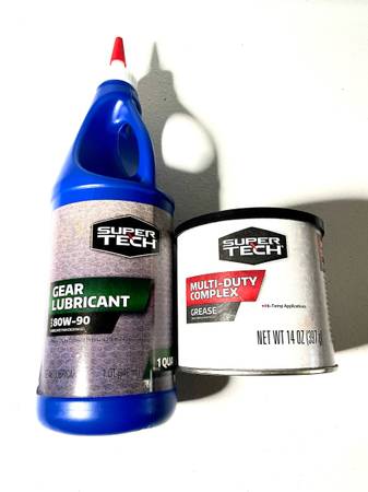 Super Tech 80W-90 Gear Oil + Multi-Duty Grease 1