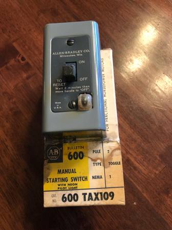 Allen-Bradley 600-TAX109 Series A Manual Starting Switch W/ Neon Pilot 1