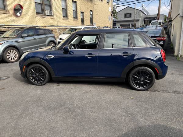 2015 MINI COOPER HARDTOP 6 SPEED EXCELLENT CONDITION!!!! - $8,900 (1870 CENTRAL PARK AVE YONKERS)63437614804099123