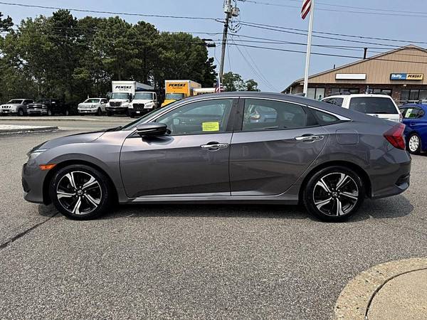 2016 Honda Civic Touring 4dr Sedan - $13,995.0063438478090883123