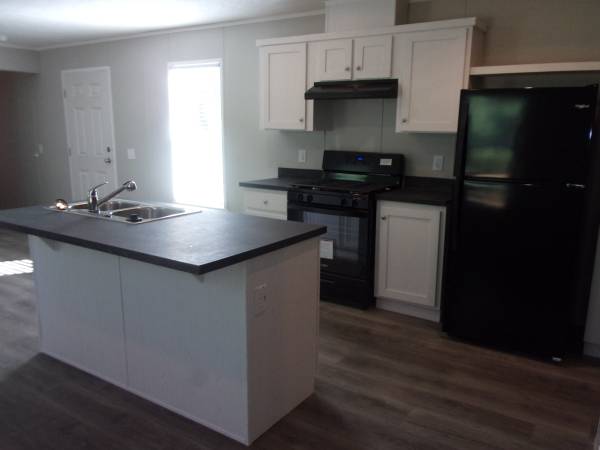 $75,400 / 3br - 1120ft2 - GUN RIVER EAST #166 - 2024 CHAMPION / REDMAN ADVANTAGE II - 3 DORMITORIOS (Plainwell)64151604918786122