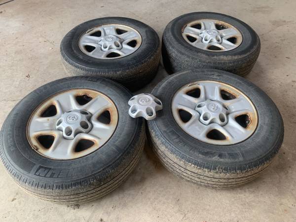 Toyota rims 1