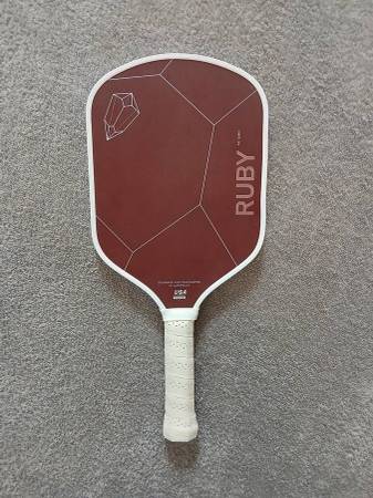 Ruby Pickleball Paddle 16mm - Unbranded - Kevlar 1