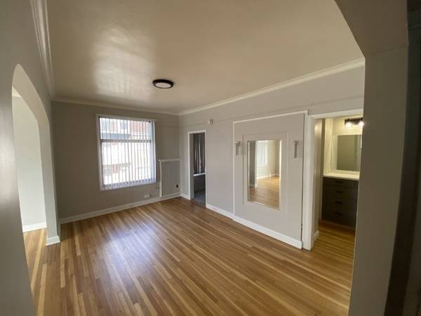 $1,095 Vintage Studio Apartment For Rent @ Renew on Temple- Inquire Today (City Creek)63671058287873121