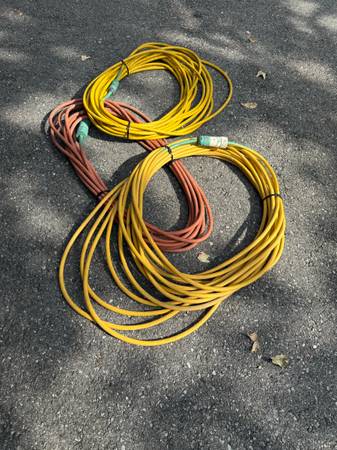 ''TWIST LOCK CORDS & ADAPTERS'' 1