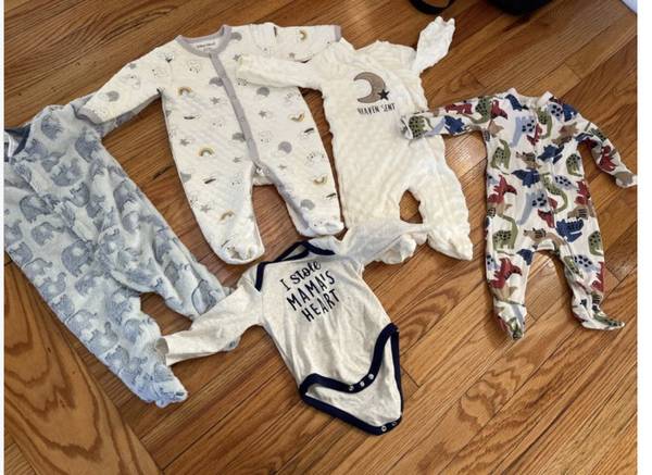 Newborn 0-3M boy clothes 1