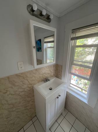 $1,500 / 1br - Apartamento de una habitación en alquiler (Brockton, MA)63655181250561124