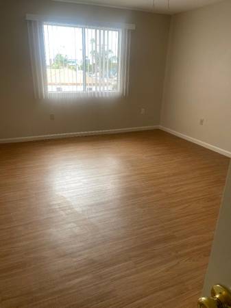 $2,350 / 2br - 1020ft2 - 2 BD 2 BATH W/ PATIO (UPSTAIRS) (1245 Donax Ave.)63865814579587123